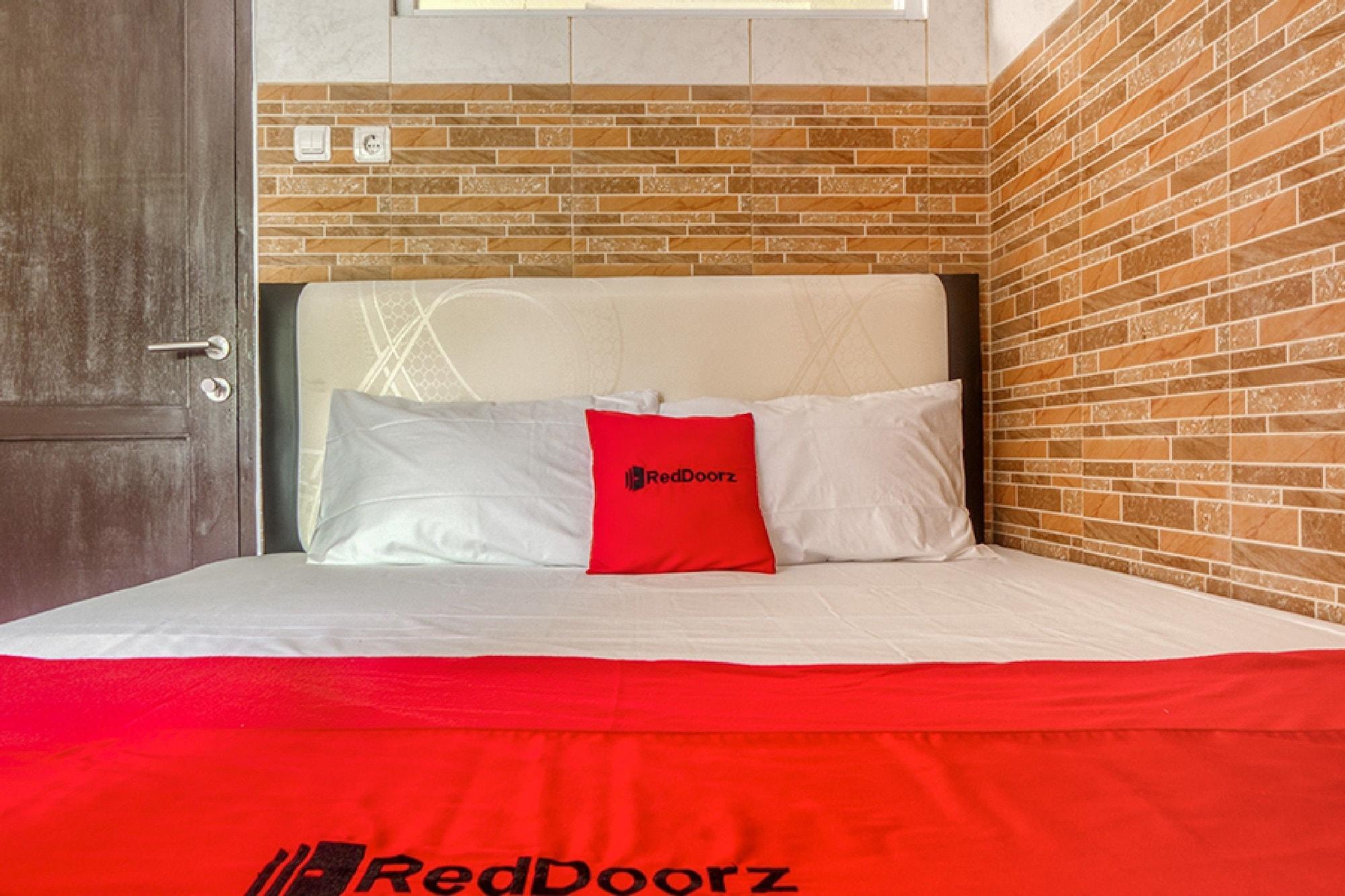 Reddoorz @ Panglima Polim 2 Hotel Jakarta Kültér fotó